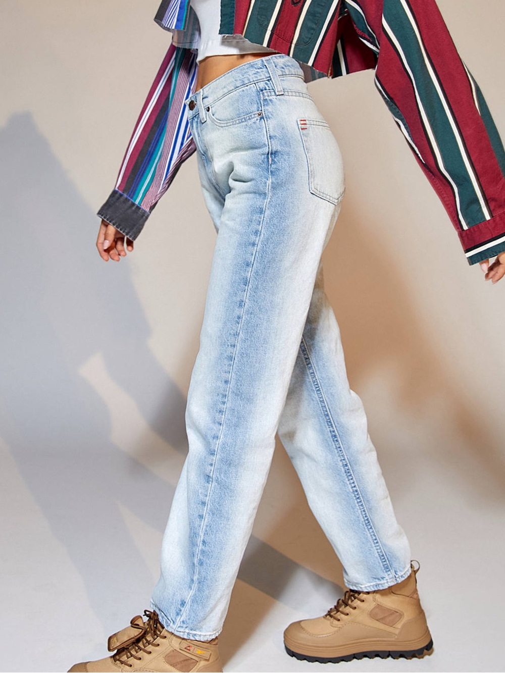 BDG High-Waisted Cowboy Jean - Light Indigo size 26